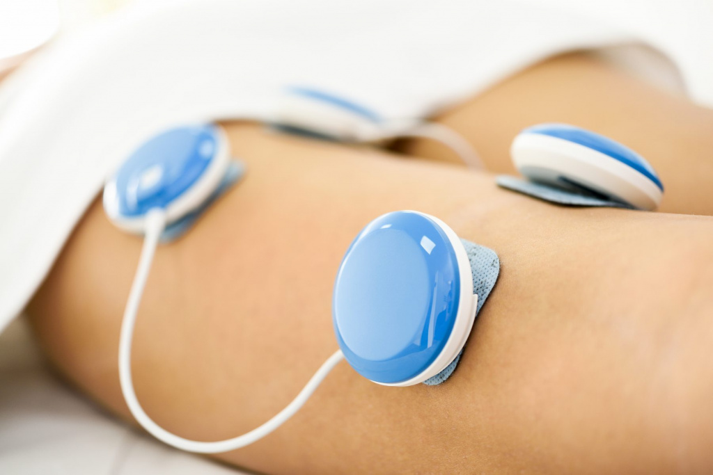 electro-stimulation-physical-therapy-young-woman-leg (1).jpg electro-stimulation-physical-therapy-young-woman-leg (1).jpg